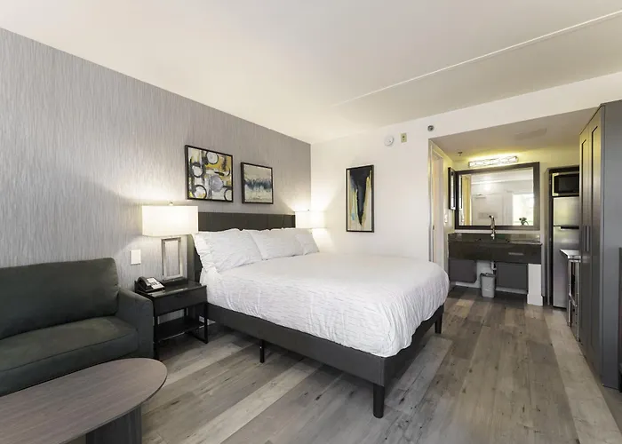 In North Aparthotel Scottsdale